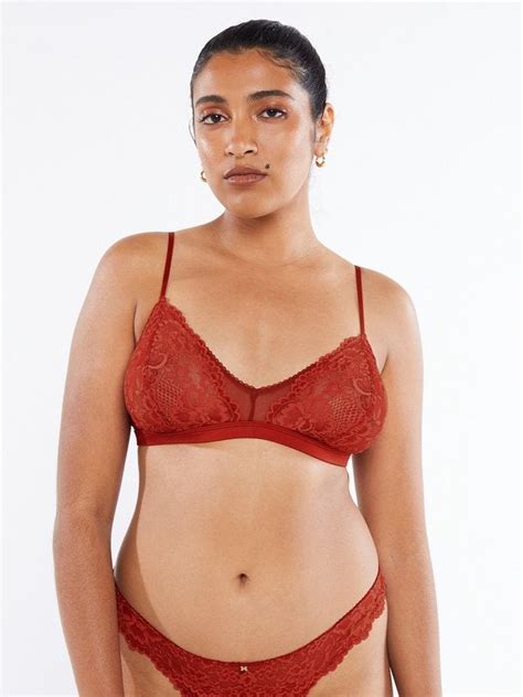 savage x fenty floral lace and mesh bralette
