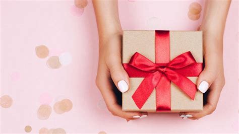 Birthday gifts for senior women. What is the best birthday present you've ever got? - PUMA ...
