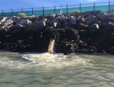 Continuos vertidos contaminados en la Ría de Vigo