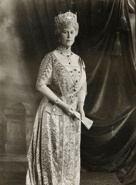 The Caption Mentions That In 1927 Queen Mary Wears A Tiara And The