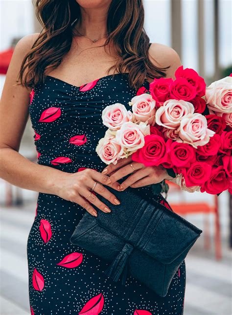 Valentine S Day Outfits Photos Cantik
