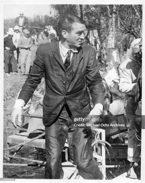 Montgomery Clift Soaked On The Set Of The Film Wild River 1960 News