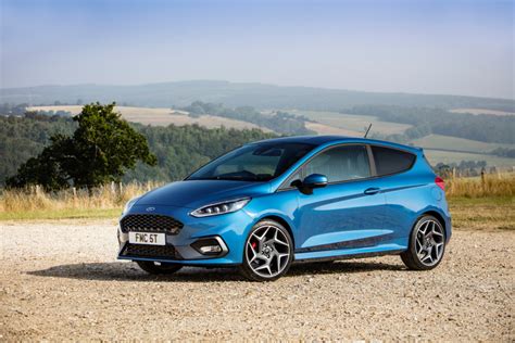 Top 10 Best Small Cars 2019 Update Uk Market Guide To Small Cars