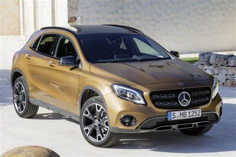 Mercedes Benz Gla 180 🚗 Car Technical Specifications