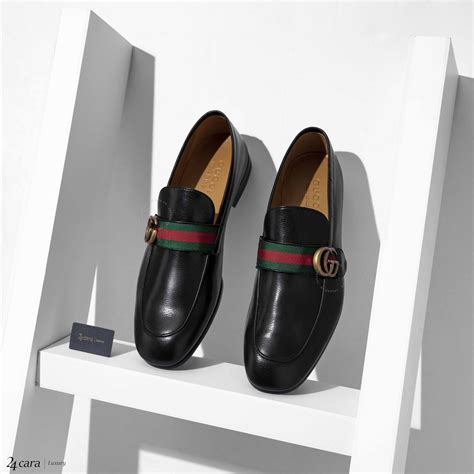 Gucci Gg Leather Loafer With Web