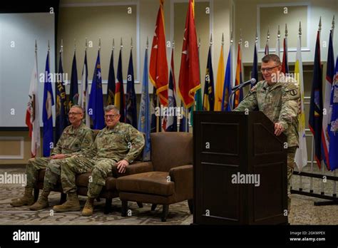 Tradoc Commanding General Hi Res Stock Photography And Images Alamy