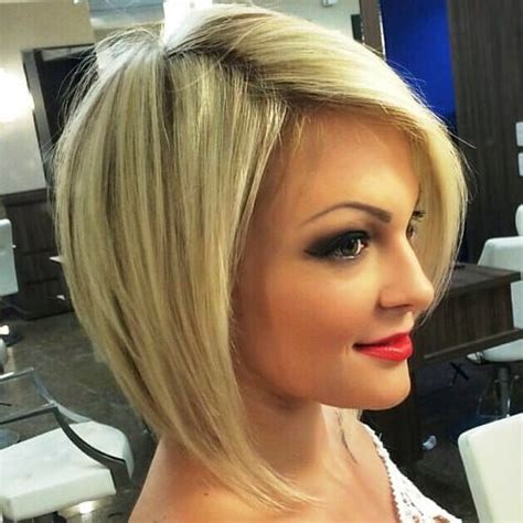 A cool and stylish option to try out bob hairstyle that even takes fewer efforts and time to get ready for an occasion. 23 Darn Cool Medium Bob Hairstyles to Try This Season