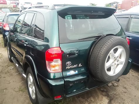 Foreign Used 2002 Green Toyota Rav4 For Sale In Lagos