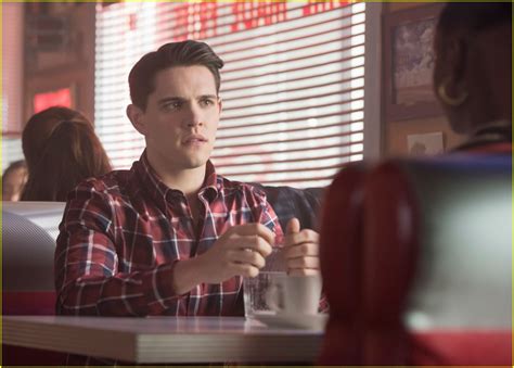 riverdale creator shares pics from the sexiest episode ever photo 4042384 bikini cole
