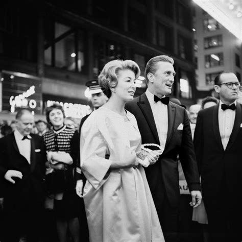 Kirk Douglas And His Wife Anne Buydens At The Premiere Of Spartacus