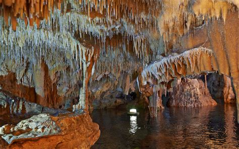 Diros Caves Ilaeira Resort