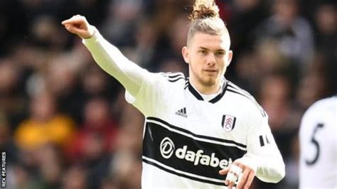 Harvey elliott joined liverpool in the summer of 2019 and signed his first professional contract in july 2020, having become eligible to do so after turning 17 in april of that year. Harvey Elliott to Liverpool: Can you name the Premier ...