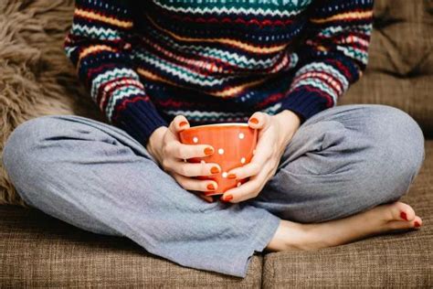 how to keep warm in winter top tips to stay warm in cold weather