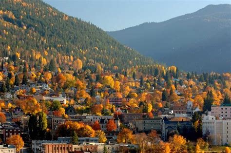 top 5 places to see fall foliage in canada