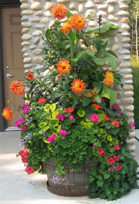 Eye Catching Wonderful And Creative Patio Planter Ideas The Art In Life