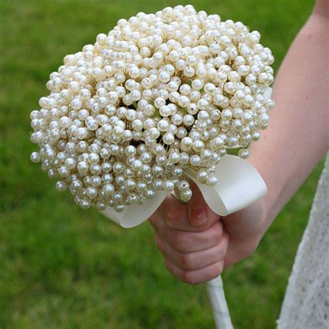 Popular Non Floral Wedding Bouquet Ideas In 2016 Arabia Weddings