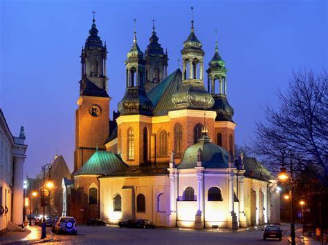 Get to know new destinations from poznań ławica and current promotions. Poznań, Poland | 素晴らしい