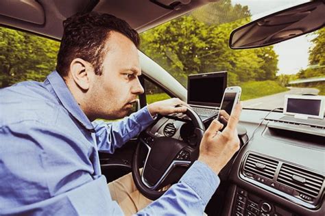 How To Use Gps While Driving Safely The Essential Guide Etags