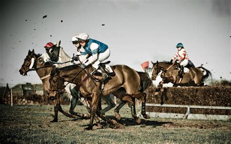 100 Horse Racing Wallpapers