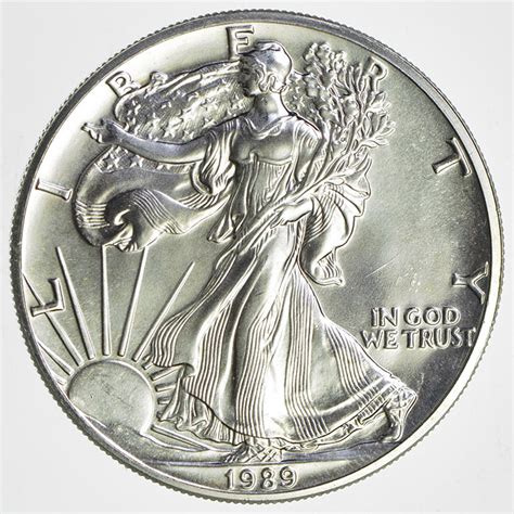 Uncirculated 1989 American Silver Eagle 1 Troy Oz 999 Fine Silver