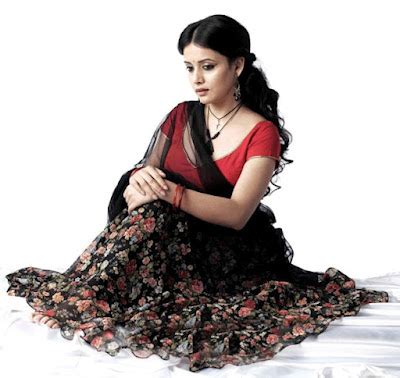 Actress Hot Navel From Sulagna Panigrahi Aka Savithri Isai
