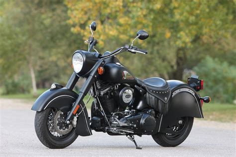 Here's our indian chief dark horse review. Motos: Indian Chief Dark Horse