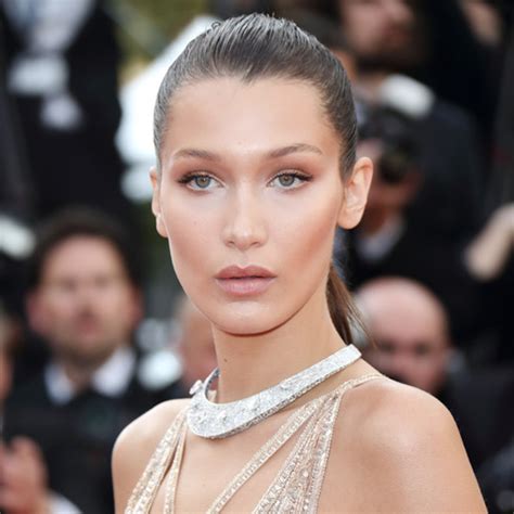 Did Bella Hadid Just Make Forehead Contouring A Thing