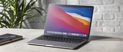 Apple M1 13 Inch Macbook Pro Review Hands On Benchmark