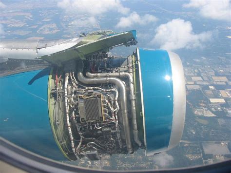 Aerospace And Engineering Engine Cowling Comes Off During Flight