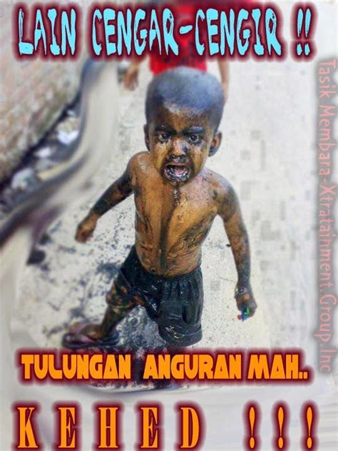 Membuat sendiri kolam mini dari ban bekas. Meme Kocak Thr Lebaran - Meme Lucu