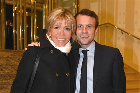 最年少フランス大統領候補エマニュエル・マクロン氏、妻は25歳上の略奪愛 女性自身