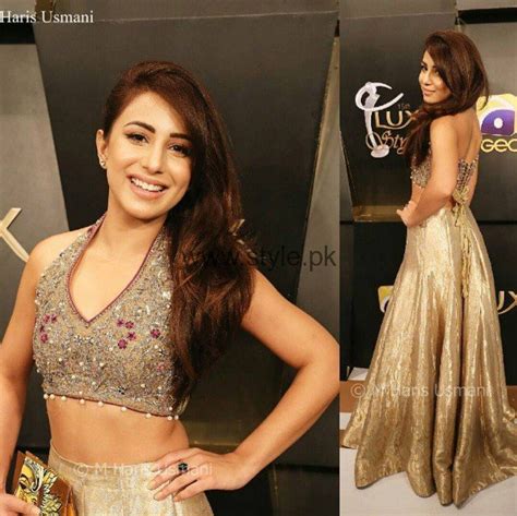 ushna shah s biography portfolio images photos hd pictures 2021