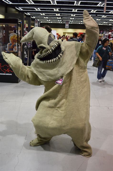 Disneyland's halloween party is the all new oogie boogie bash this year, and i am counting down the days until i get to go. Oogie Boogie Costumes | PartiesCostume.com