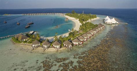Safari Island Resort Budget Maldives