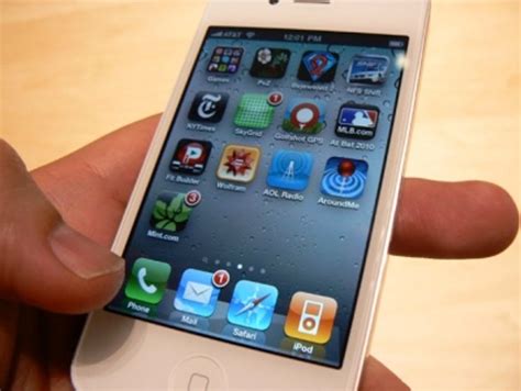 White Iphone 4 Release Date Returns Available In Next Few
