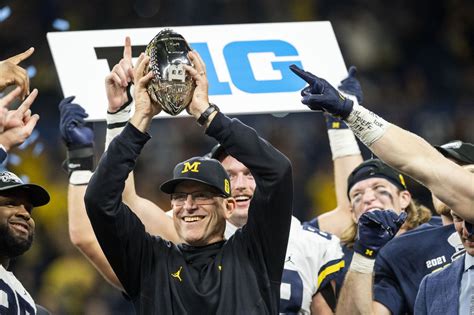 Jim Harbaugh Becomes First Michigan Coach To Win Ap College Football Coach Of The Year