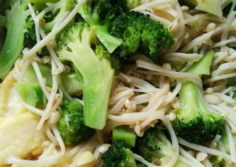 Step-by-Step Guide to Make Favorite Broccoli with enoki mushroom and