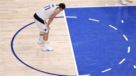 Mavericks Superstar Luka Doncic Suffers Injury Scare