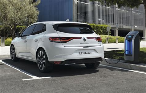 Renault Mégane E Tech Lhybride Rechargeable En Berline Aussi