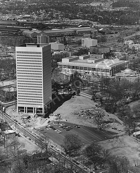 Building Atlanta 1900 1960s Part 2 In 2021 Atlanta Skyline