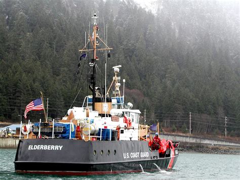 65 Foot Inland Buoy Tender United States Coast Guard Display