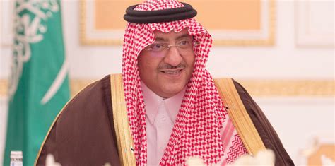 جاء الإعلان المفاجئ بعد عامين ونصف من التغييرات الكبيرة. شاهد الأمير محمد بن نايف في أول ظهور له في رمضان (فيديو وصورة) - إرم نيوز