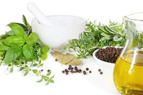 4 Ways To Use Herbs For Hair Care