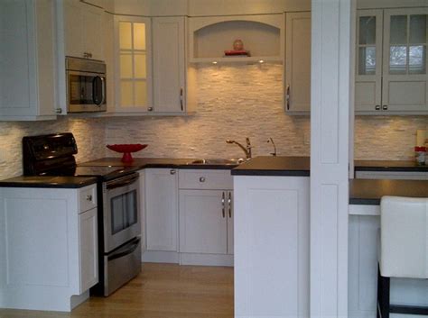 Visítenos y cuéntenos sus ideas. Cocina de obra - treinta y siete diseños estupendos