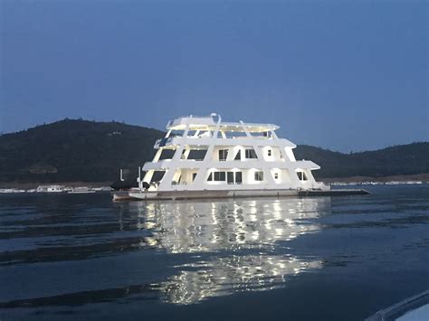 Big White Boat | Lake oroville, Oroville, Camping area