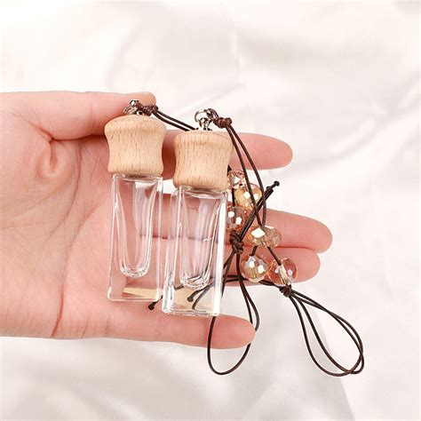 6ml Square Glass Perfume Bottle With Wooden Cap Pendants Refillable Car