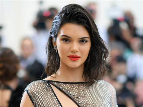 Instagram Reacts To Afro Wearing Kendall Jenner