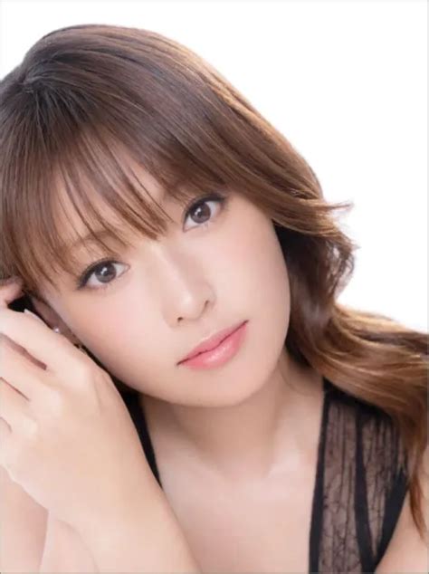 Pre Order Jp Popular Gravure Actress Kyoko Fukada 2024 Wall Calendar 8p