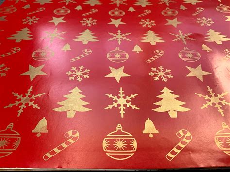 Red Christmas Wrapping Papergold Embossedsheet Stylecutepretty