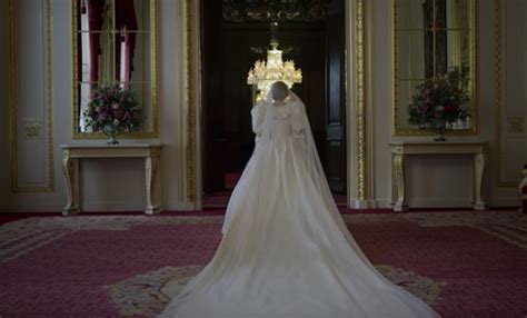 First Look At Princess Dianas Wedding Dress On The Crown